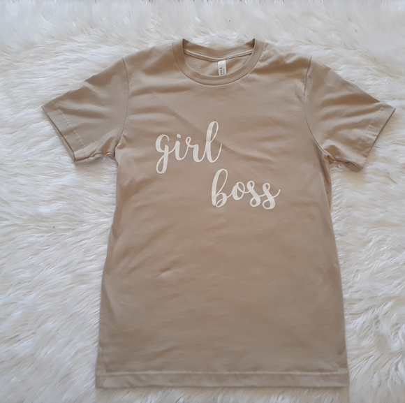 🚫NOT FOR SALE🚫Tan & white girl boss t-shirt - Picture 5 of 5